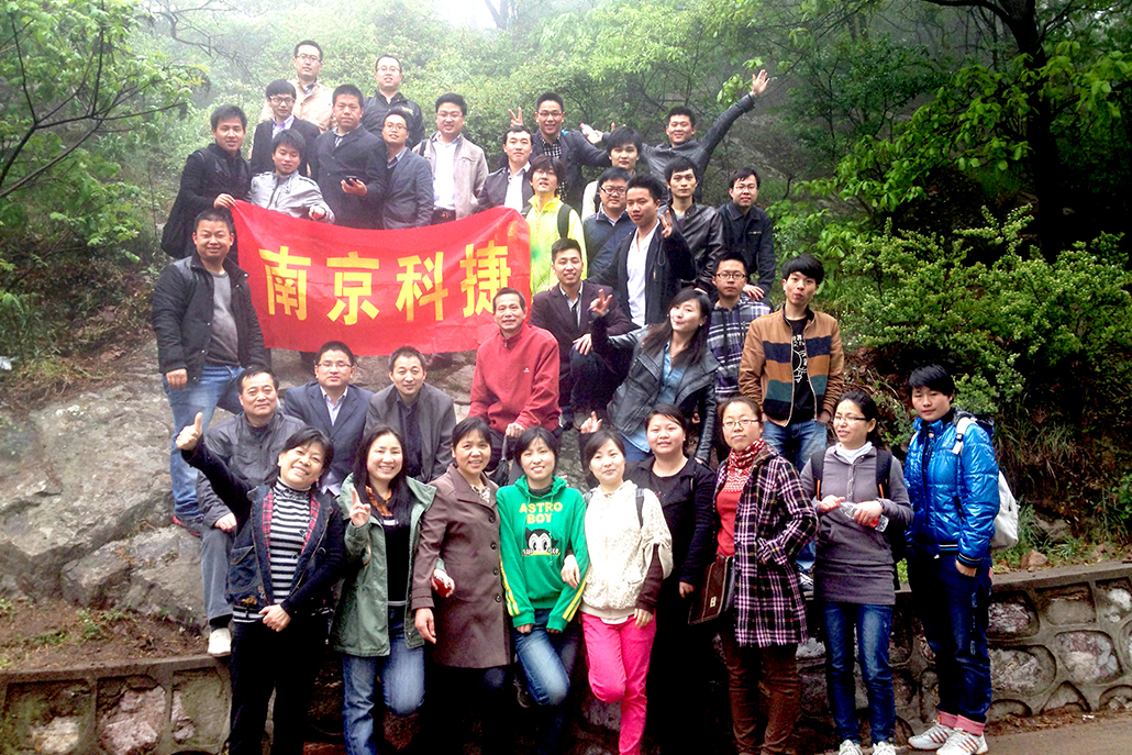 户外春游.jpg